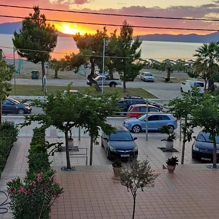 شقة فندقية Akrotiri Evia بيفكي